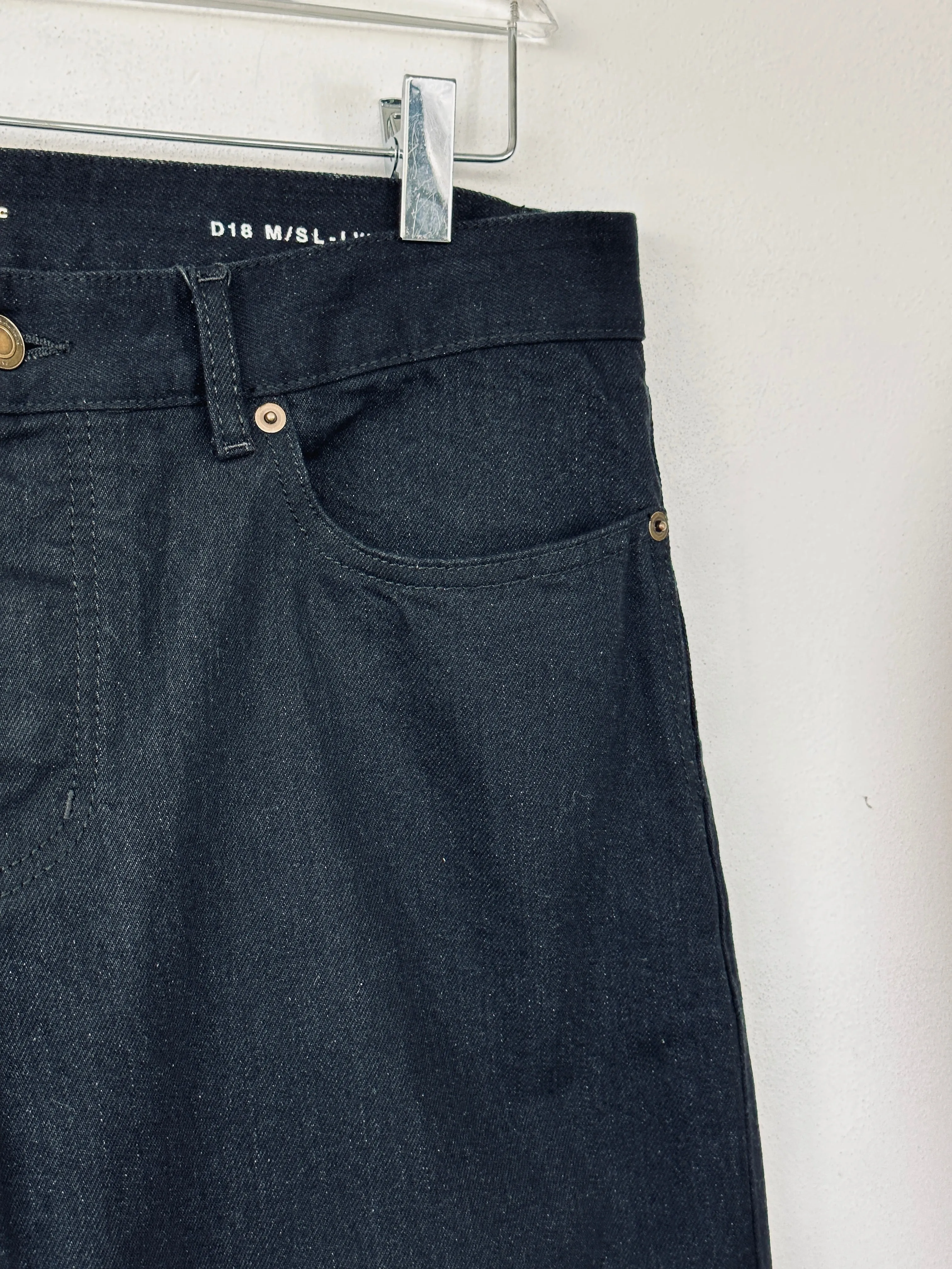 Basic Jeans Slim Fit