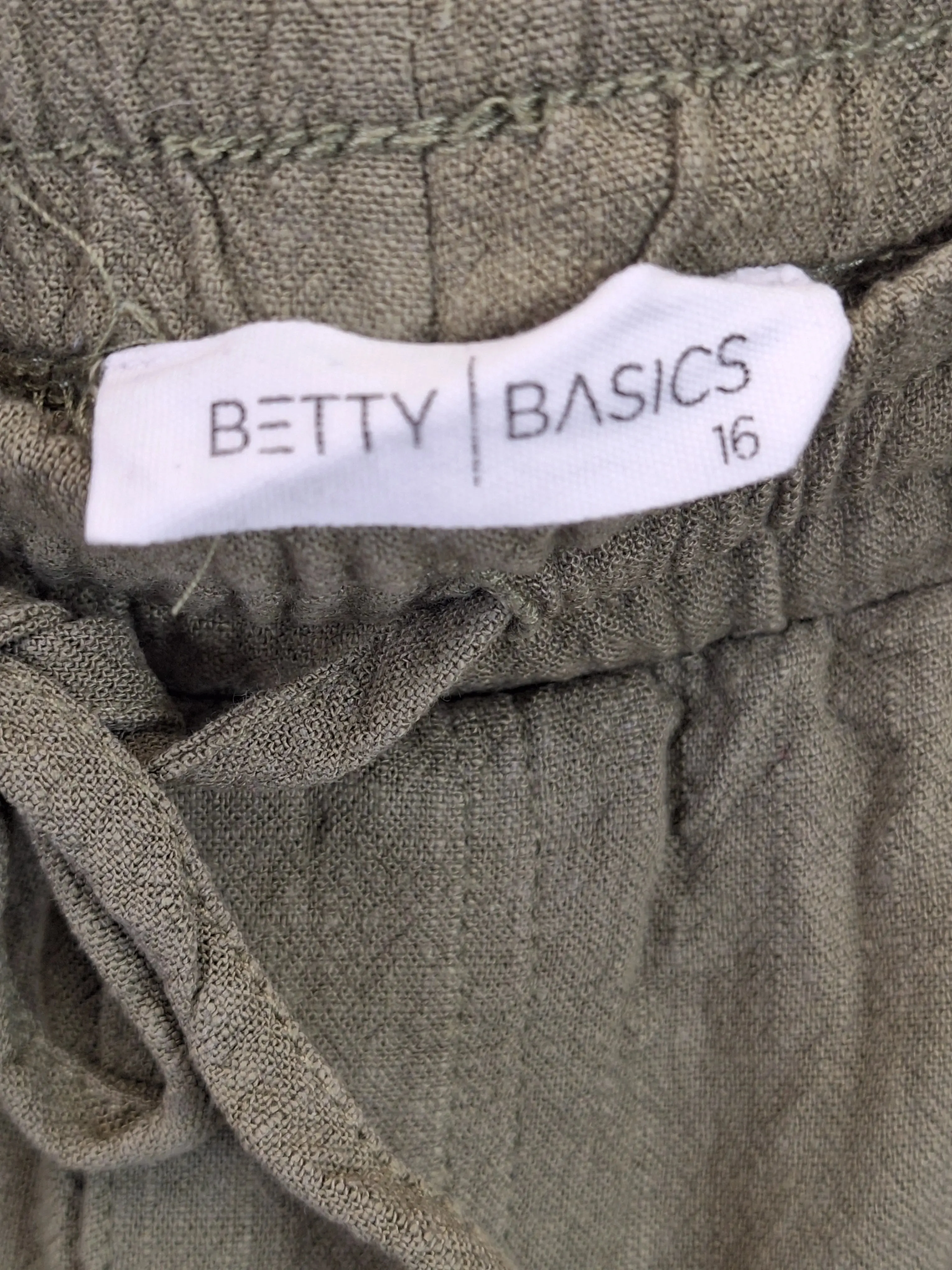 Betty Basics Olive Relaxed Safari Pants Size 16