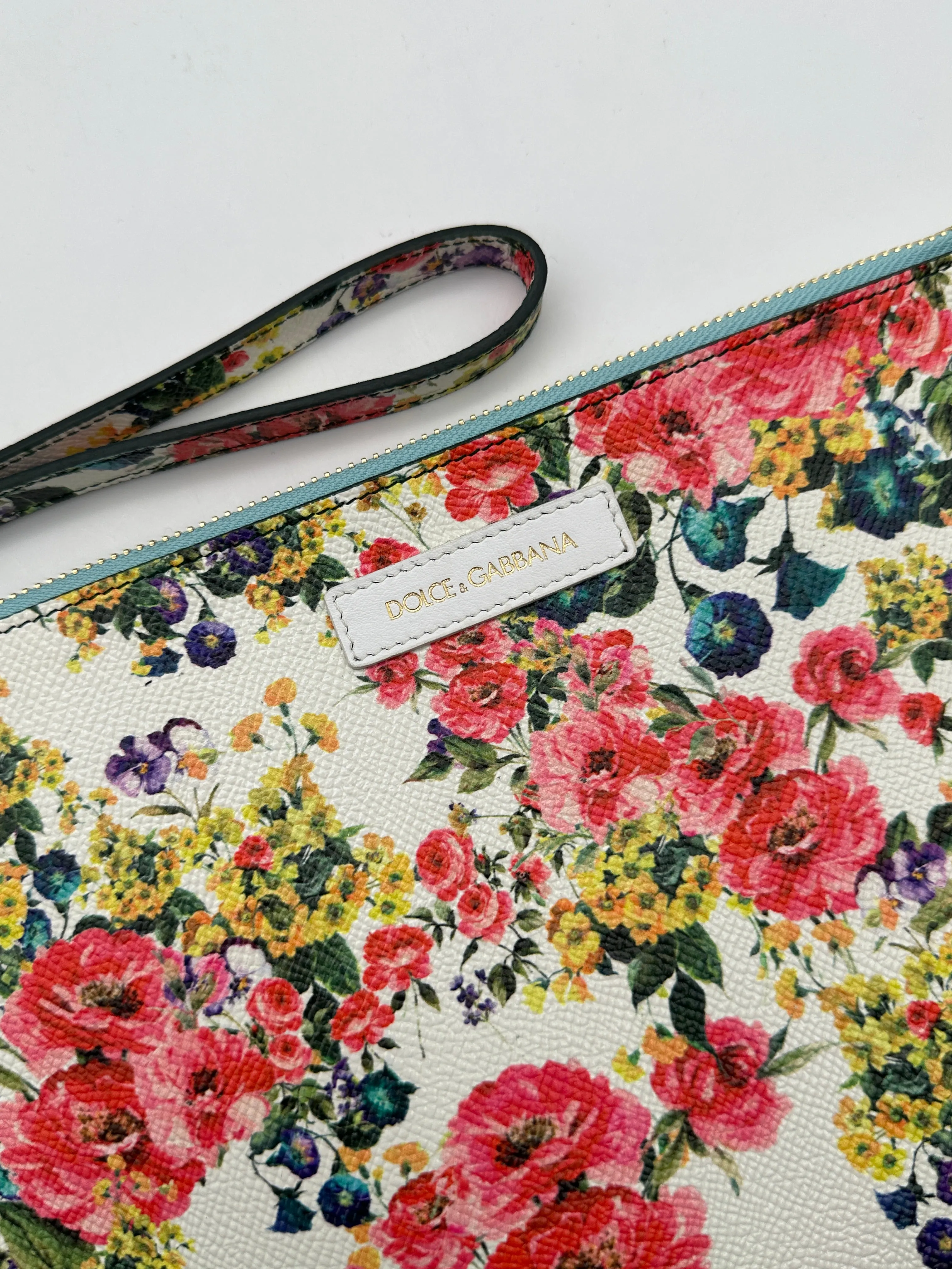 Flowers Pochette